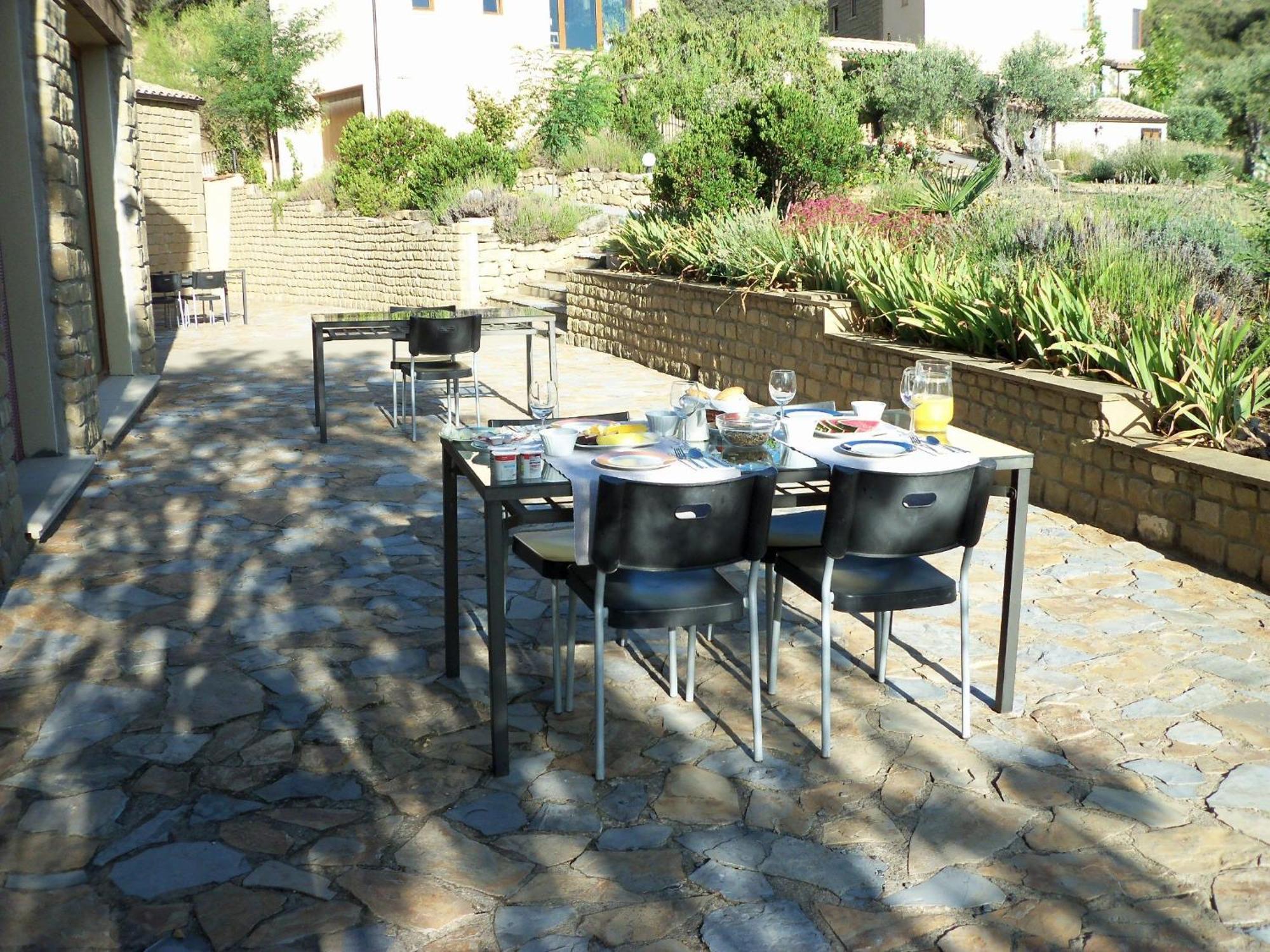 Alen D'Aragon Guest House Santa Eulalia de Gállego Екстериор снимка