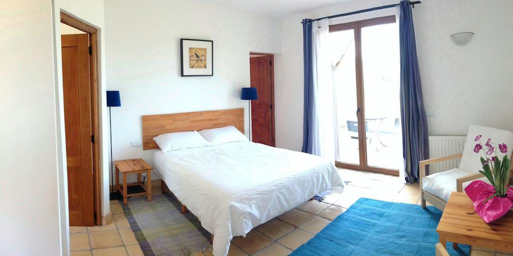 Alen D'Aragon Guest House Santa Eulalia de Gállego Стая снимка