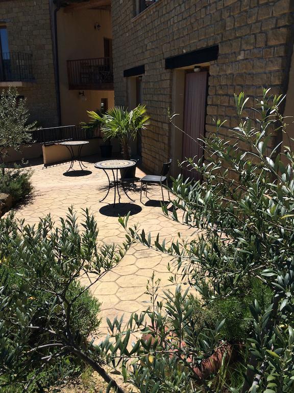 Alen D'Aragon Guest House Santa Eulalia de Gállego Стая снимка